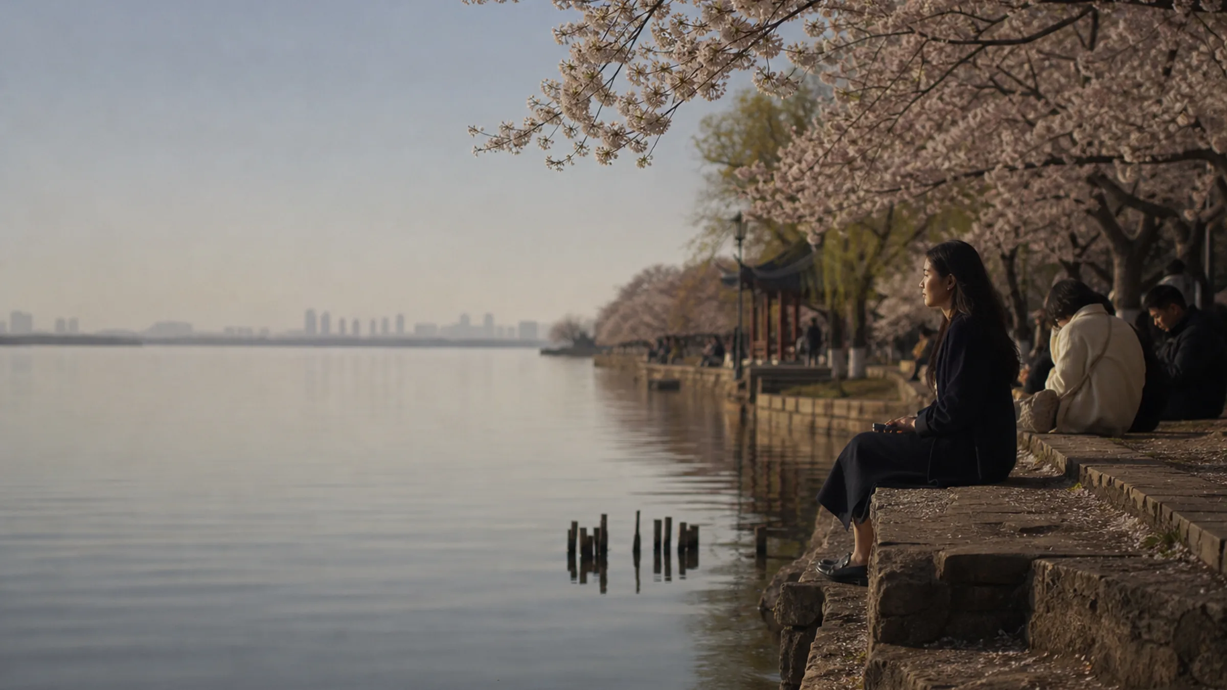Wuhan blossom season: a route with reserve